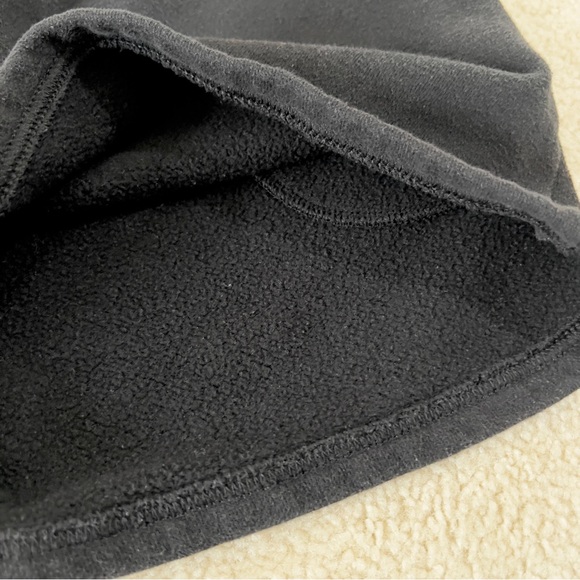 Victoria’s Secret Black Fleece Shorts - Picture 4 of 6